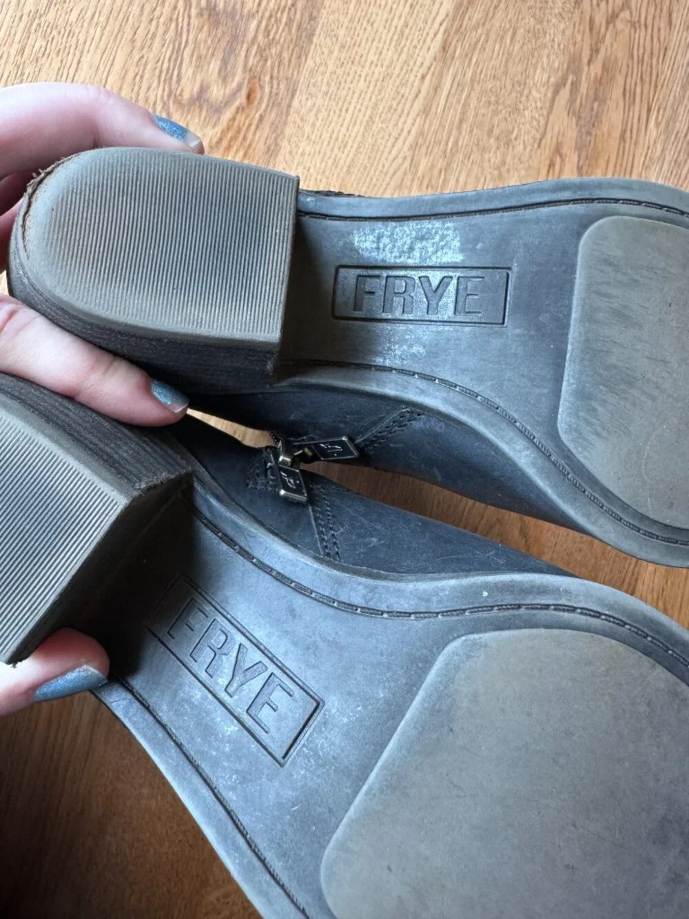 Frye Jennifer Black Leather Booties Size 8M